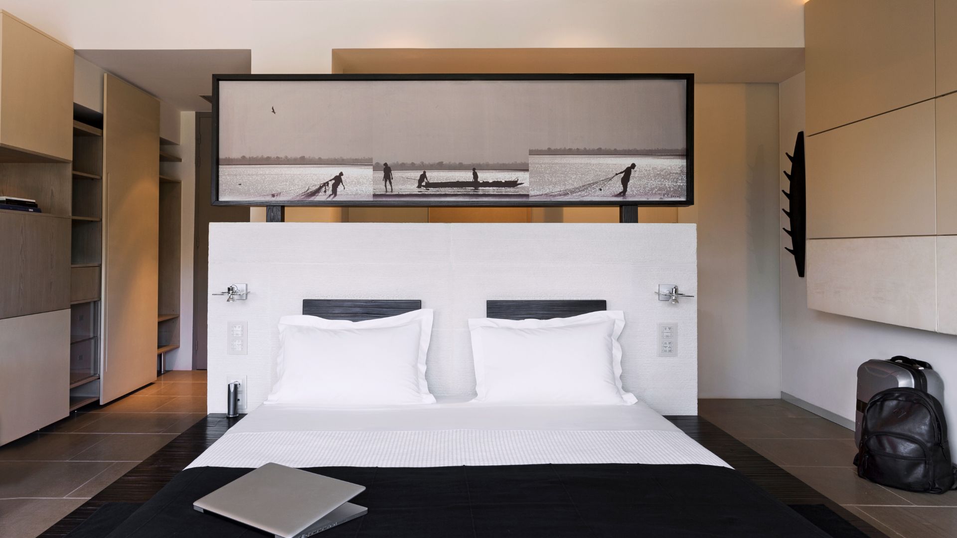 Bedroom_Executive Room Urban View