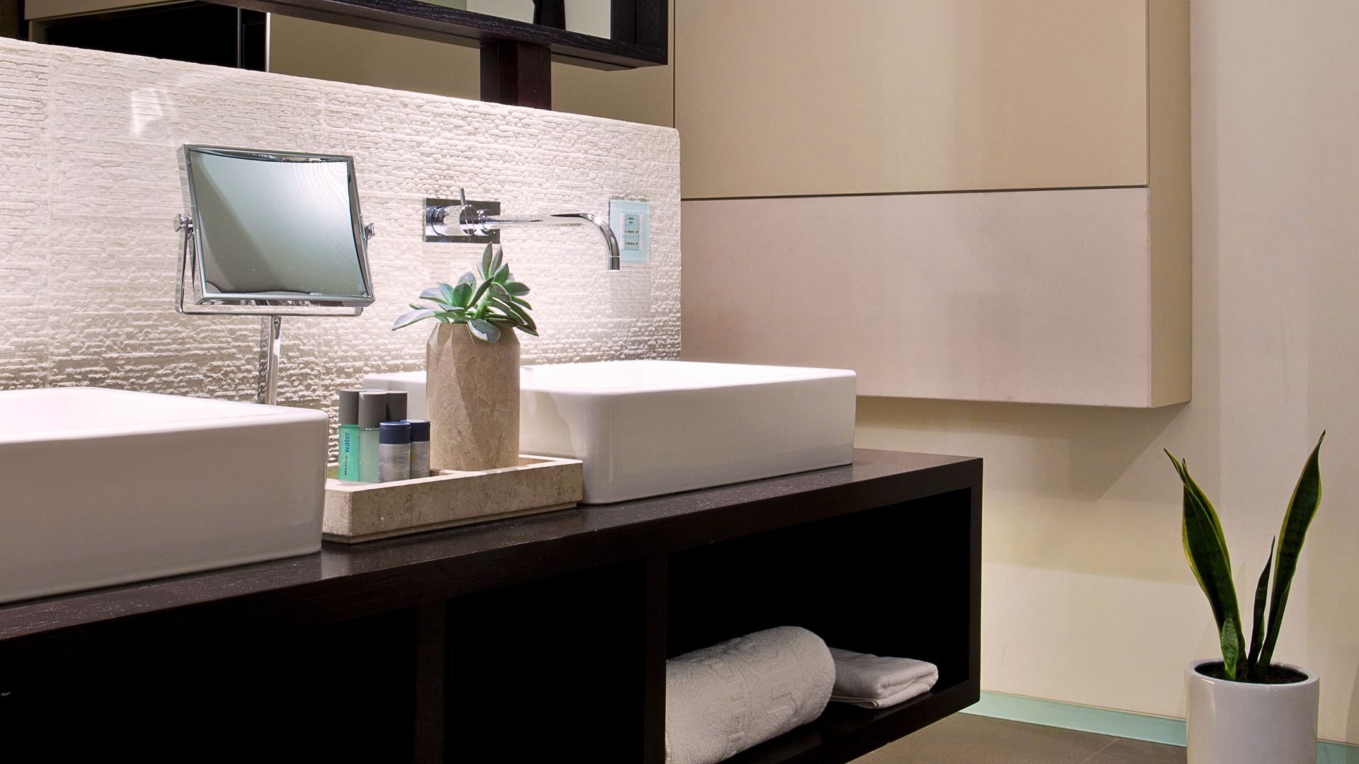 Deluxe Room_Bathroom