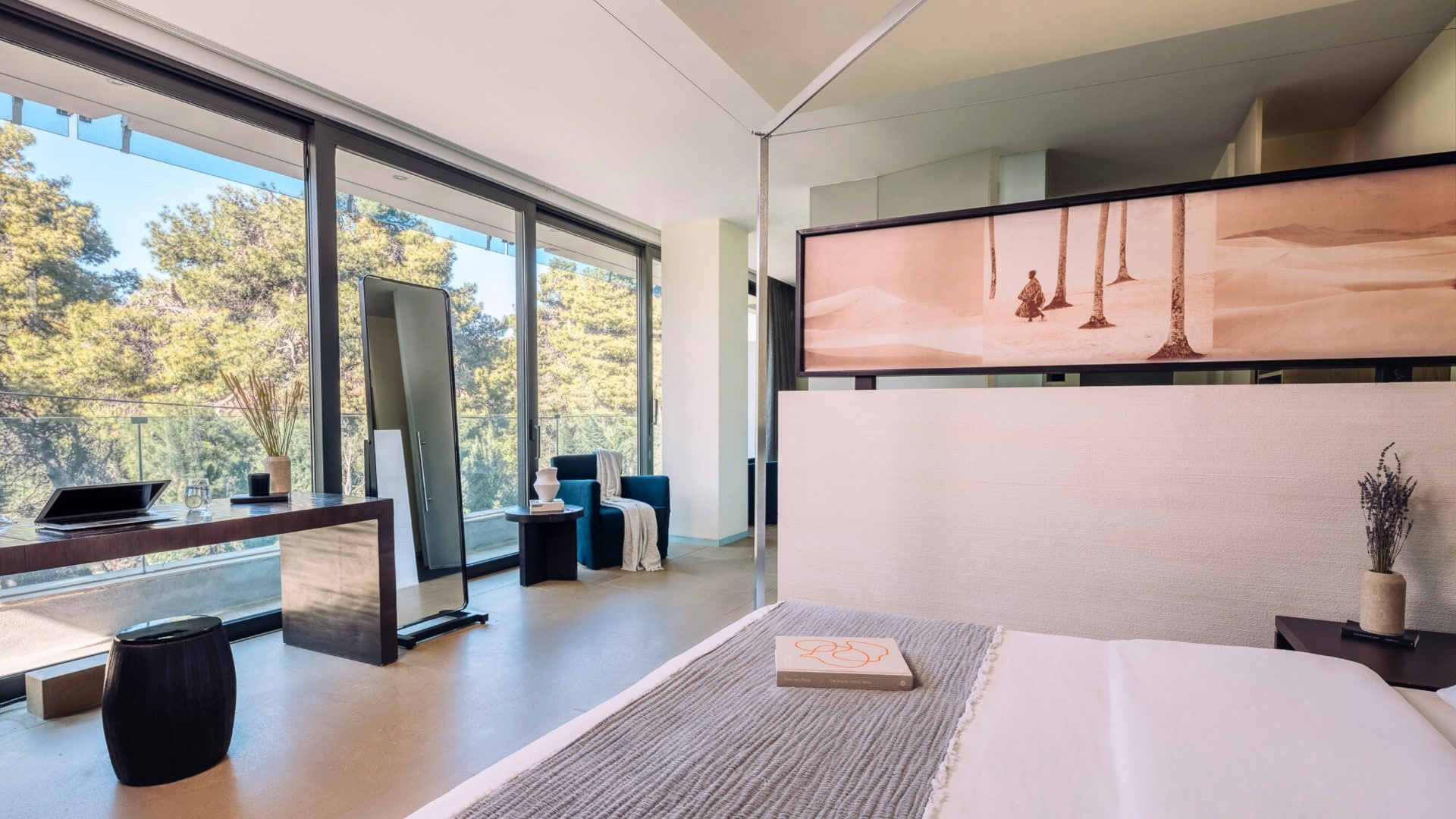 Junior Suite _ Life Gallery Athens Hotel